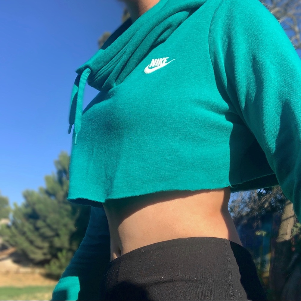Cropped Nike Cowl Neck Hoodie Sweatshirt